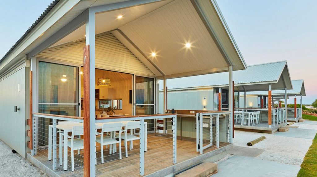 accommodation with pets perth