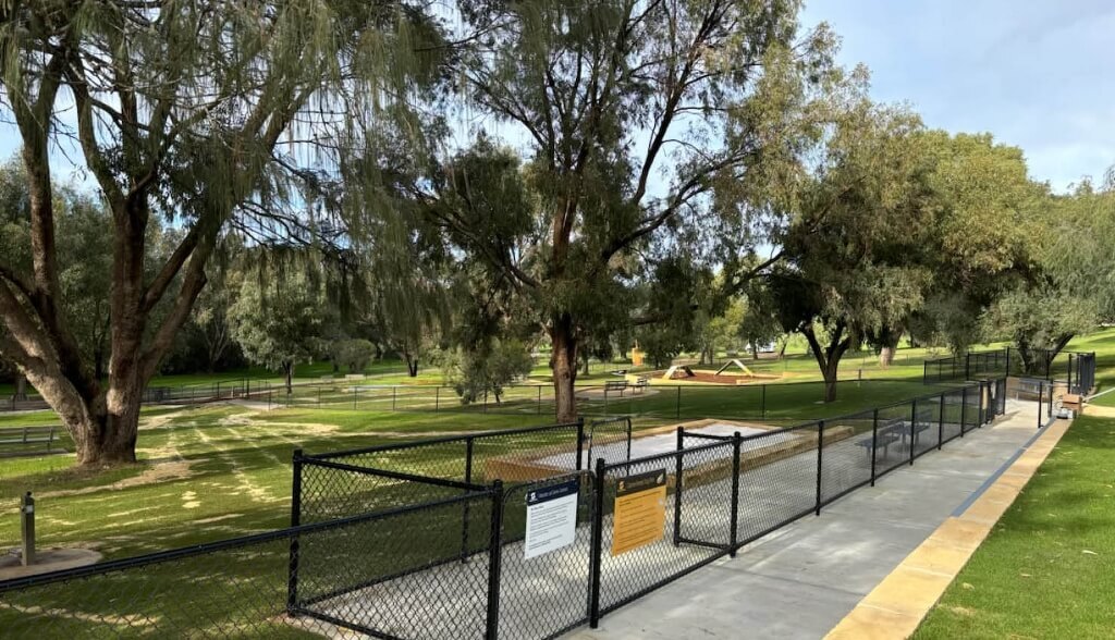 best off-leash dog parks perth 