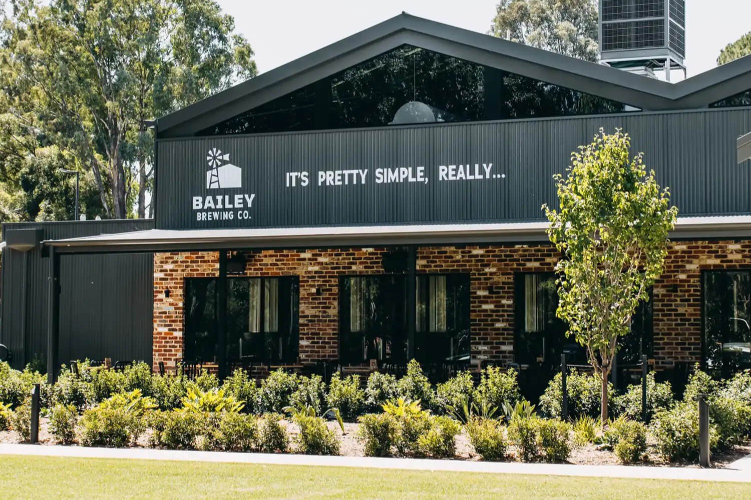 dog-friendly perth markets bailey-brewing-co.